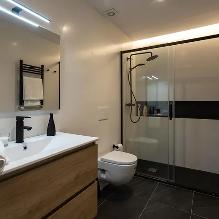 Daire Piso De Diseno Con Vistas A La Ria.