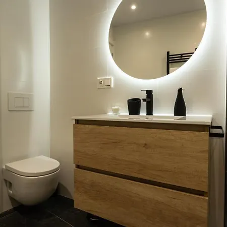 Piso De Diseno Con Vistas A La Ria. Appartamento