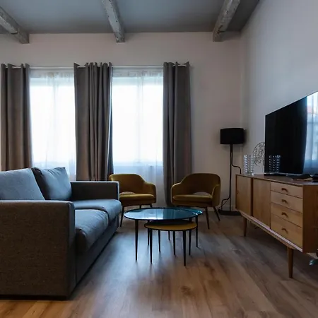Apartman Piso De Diseno Con Vistas A La Ria. *