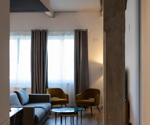 Piso De Diseno Con Vistas A La Ria. Apartment *