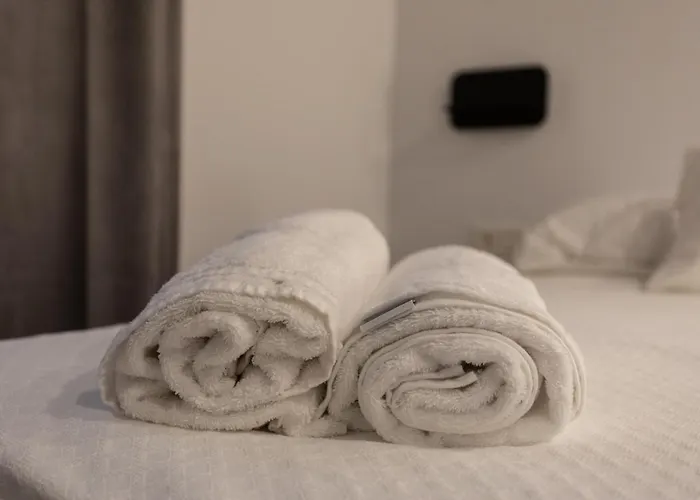 Piso De Diseno Con Vistas A La Ria. *