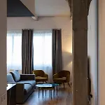 Piso De Diseno Con Vistas A La Ria. Apartment *